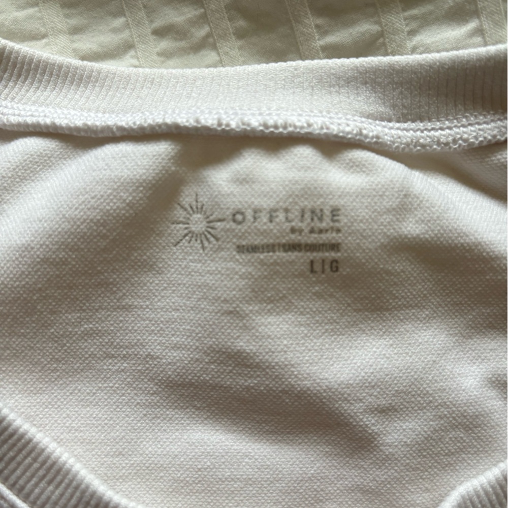 Aerie Offline Sidewalk Cropped Tee View 2